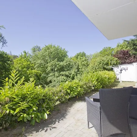 Mit Kamin Und Terrasse, Gratis Nutzung Vom Ahoi Erlebnisbad Und Sauna In Sellin - Sara Fewo03 * 奥斯特巴德·哥伦